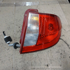 924201C500 Fanale post. DX HYUNDAI GETZ 1.5 16V CRDi VGT Ber. 3p/d/1493cc