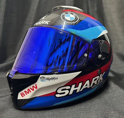 Sconto shark con adesivi - di,