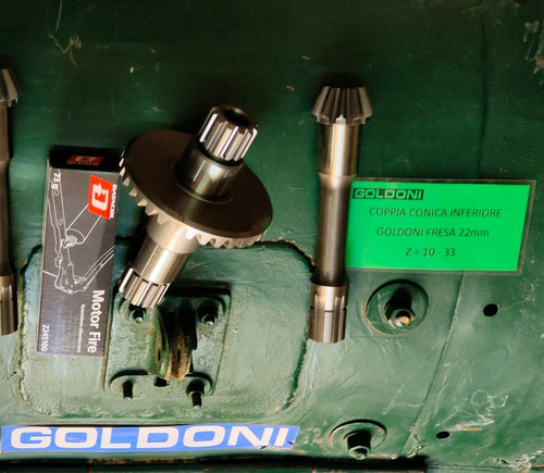 Coppia conica asse fresa - conica, +asse