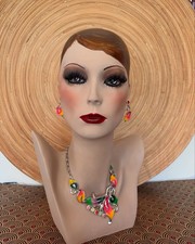 Manichino donna dipinto a mano