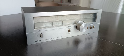 Tres beau tuner akai - beau,