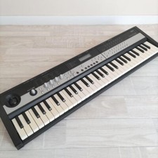 Sintetizzatore tastiera Korg