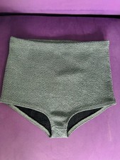 Pantaloncini a vita alta Zara