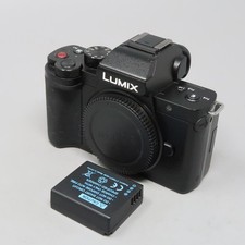 Panasonic LUMIX DC-G100 solo
