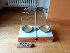 Bilancia per orefici vintage