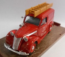 Modellino in metallo scala