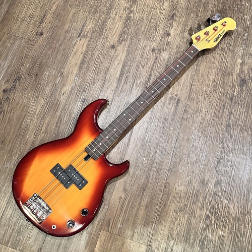 Basso elettrico yamaha broad - yamaha,