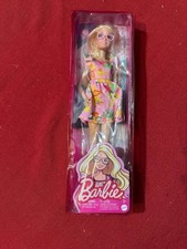 Mattel Barbie Fashionistas 181