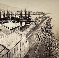 ITALIE Gênes Port Quai Chemin