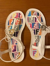 Rari sandali donna Fendi