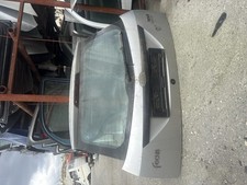 PORTELLONE POSTERIORE COMPLETO PER FORD Focus Berlina 1° Serie (98>01)