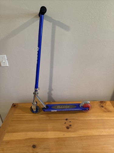 Razor kick scooter - scooter,