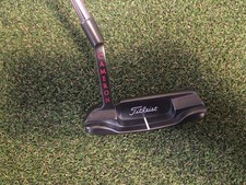 CUSTOM BLACK SCOTTY CAMERON