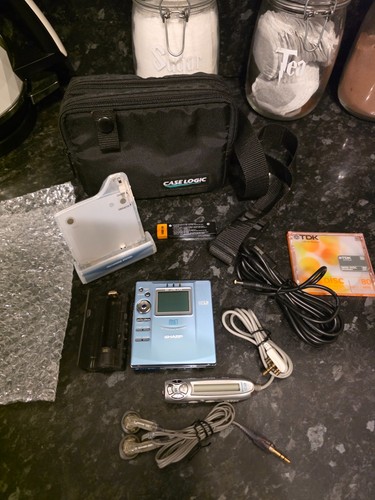 Lettore minidisco portatile