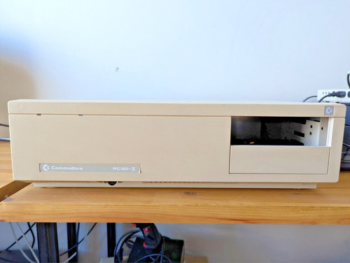 Commodore cbm ii system - commodore, pc