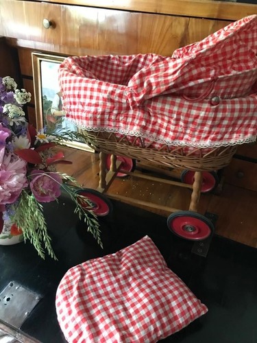 Carrozzina bambole vintage