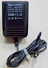 Alimentatore ORIGINALE TGI M Series MDE130100TH da 13V 1A positivo central NUOVO