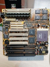 VINTAGE - PCChips UTRON M558