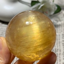 Sfera di cristallo di calcite