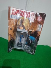 Nuovo fascicolo statuetta