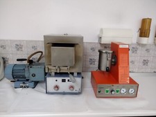 Attrezzatura laboratorio Odontotecnico Fonditrice a pressione e Sabbiatrice