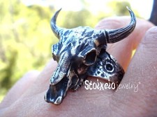 Anello con teschio di toro, anello in acciaio del Toro in argento 925