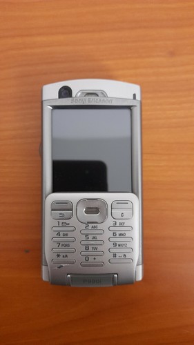 Sony ericsson p990i - ericsson, con