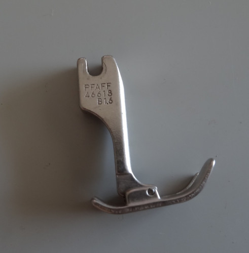 Pied presseur - pied, (tige