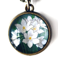 Collana con ciondolo fiore di