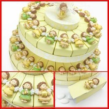 BOMBONIERE A TORTA COLOR PANNA CON ANGIOLETTI A CALAMITA PER BATTESIMO BIMBO/A