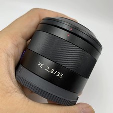 Sony Sonnar T* FE 35mm f/2.8