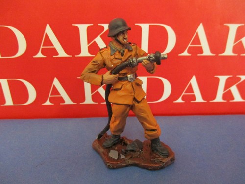 65mm soldatino soldier - 1/27,