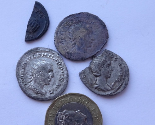 Lotto quattro monete - di,