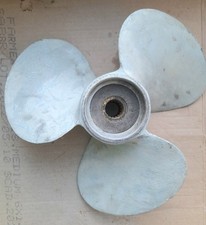 Elica Volvo Penta 3 Pale 15 x 17 R.Buone condizioni.Vedi descrizione