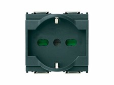 Presa universale vimar idea