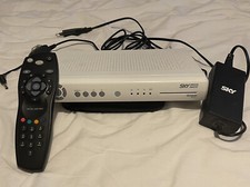 decoder sky hd DS830NS SKY HD con telecomando e alimentatore originali