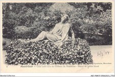 ABJP8-37-0690 - MONTRESOR - Cortile Interno Del Castello Di MONTRESOR - Statua