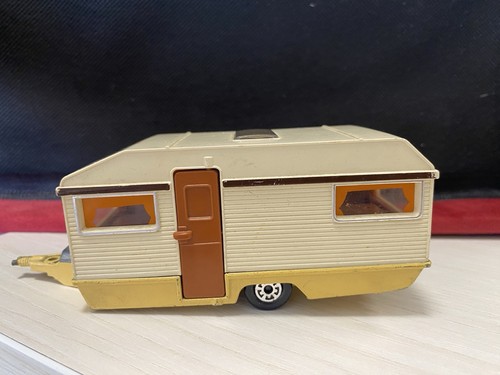 Matchbox super kings caravan - matchbox,