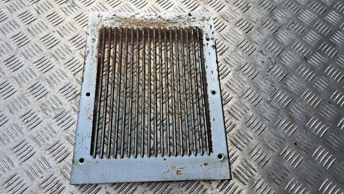 Coperchio griglia radiatore