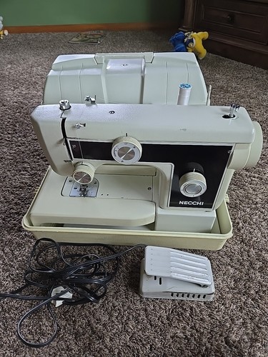 Macchina cucire vintage - da,