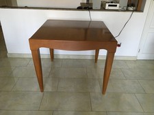 tavolo Calligaris da salotto in  legno 90 x90  allungabile a libro fino a 180  