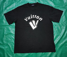 t-shirt nera louis vuitton lv