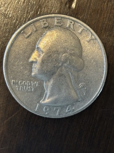 1974 quarto senza marchio - , di