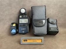 [Come nuovo con custodia]