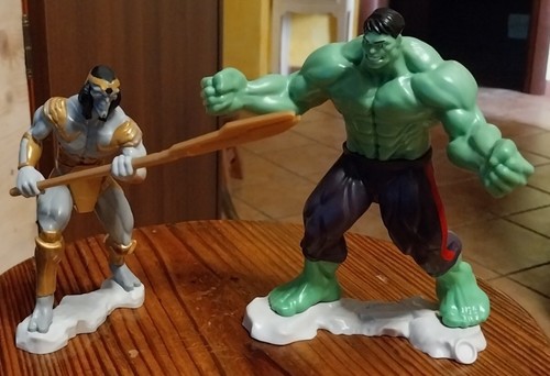Kinder uovo pasqua 2026 hulk - kinder,