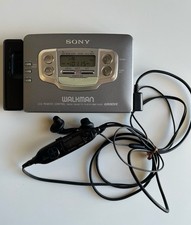 GROOVE Sony Walkman WM-FX665