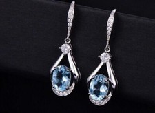 Graziosi orecchini goccia