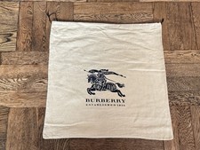 Autentico Burberry Logo Dust
