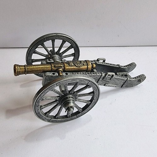 Vintage style civil war - vintage, cannon