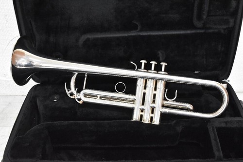 Strumenti musicali tromba - a,